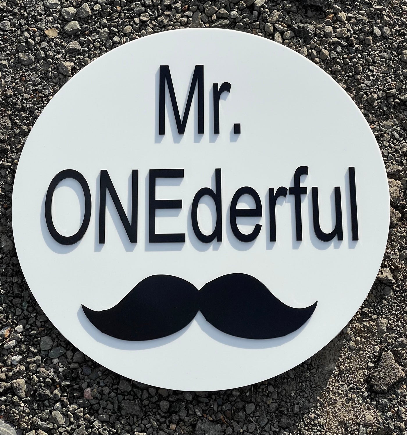 Mr ONEderful Birthday Sign